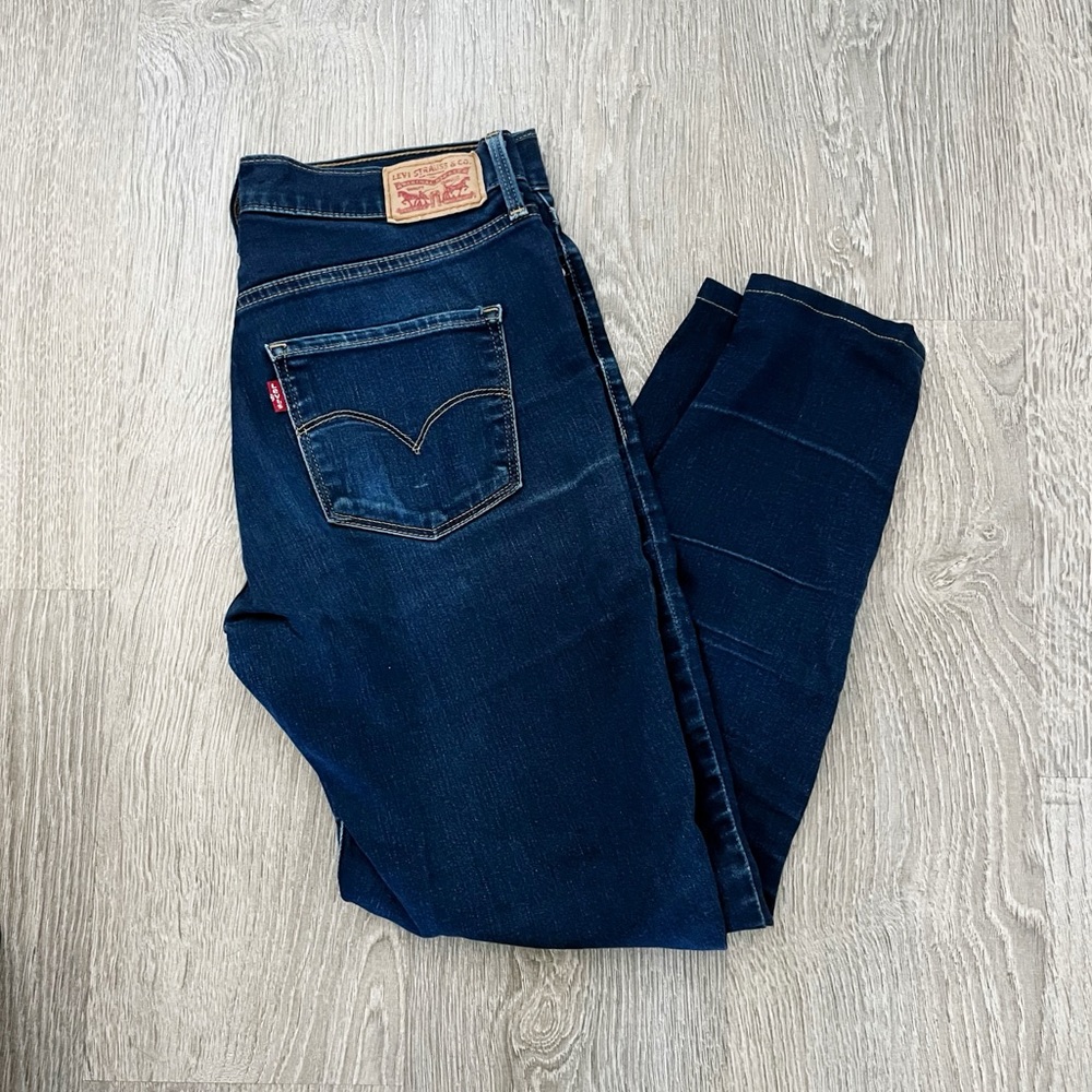 Levi’s 311 shaping skinny